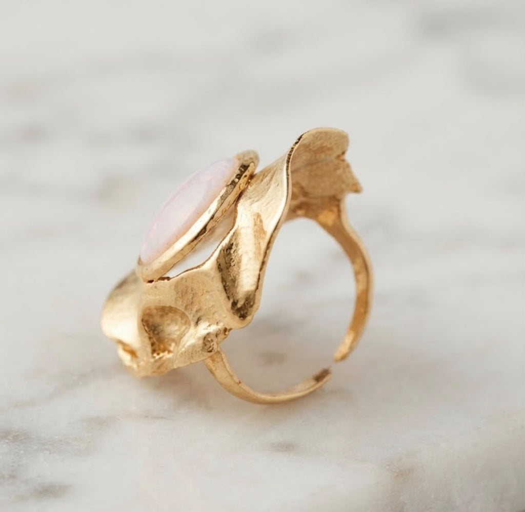 Luxurious Simplicity Ring